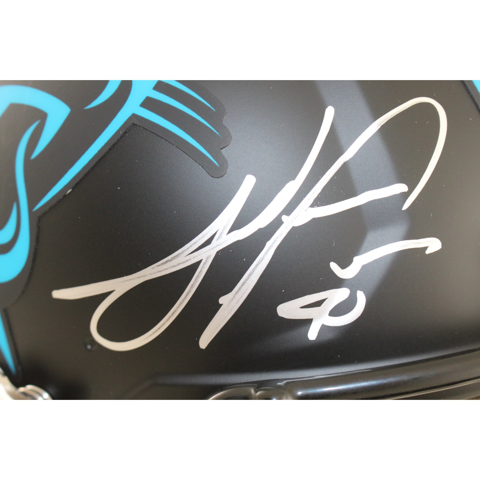 Julius Peppers Autographed Carolina Panthers Pro Helmet 22 Alt Beckett W 51792 2 Julius Peppers Autographed Carolina Panthers Pro Helmet 22 Alt Beckett W 51792