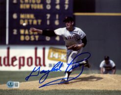 Gaylord Perry Autographed/Signed San Francisco Giants 8x10 Photo Beckett 57397