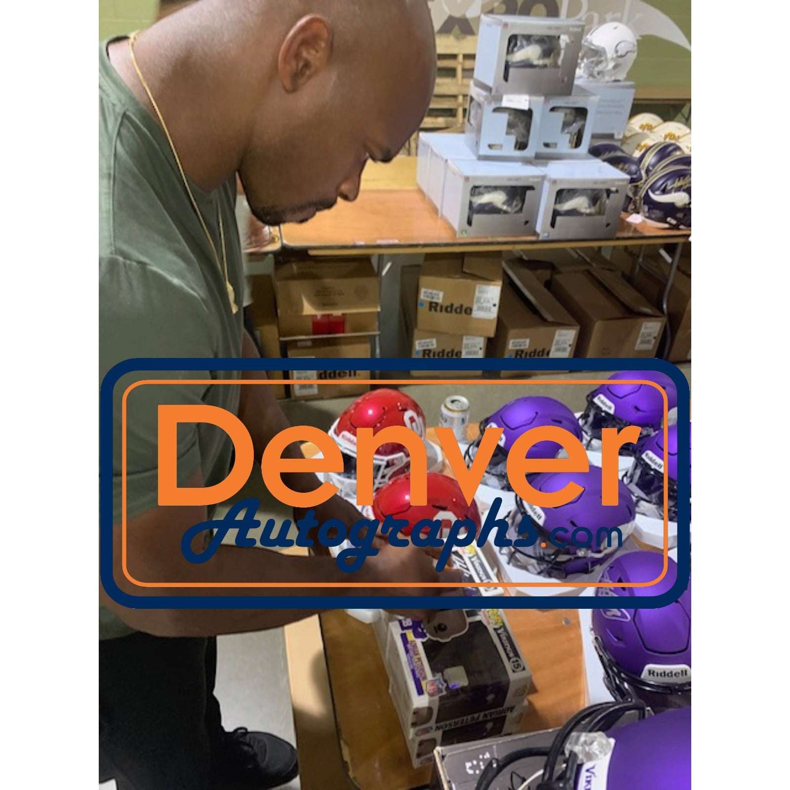 Adrian Peterson Autographed Minnesota Vikings Funko #15 Becket Witness 58838 7 Adrian Peterson Autographed Minnesota Vikings Funko #15 Becket Witness 58838