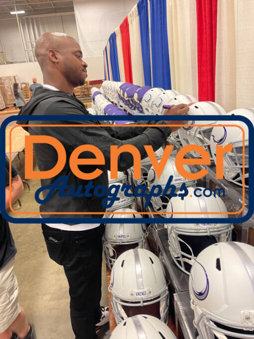Adrian Peterson Autographed Minnesota Vikings 24 Alt F/S Helmet Beckett 49243
