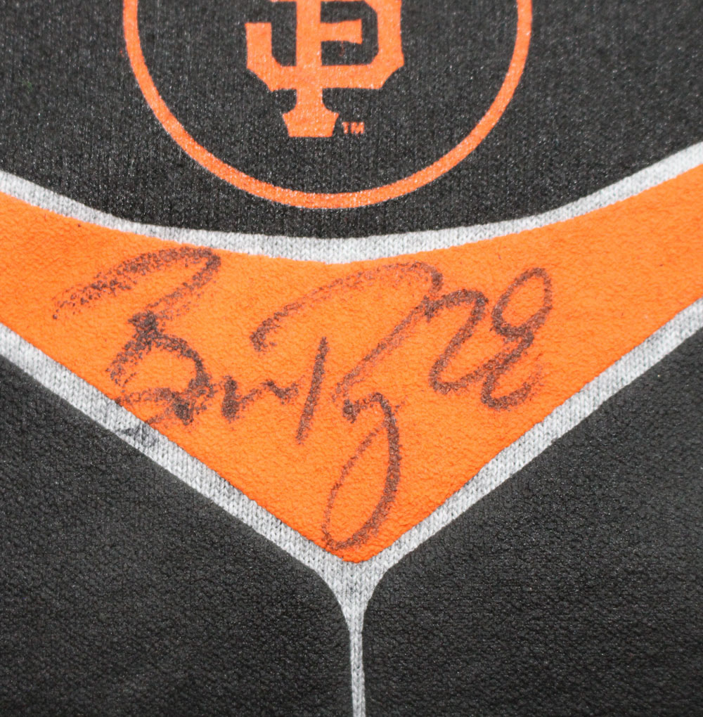 Buster Posey Autographed San Francisco Giants Medium T-Shirt Beckett