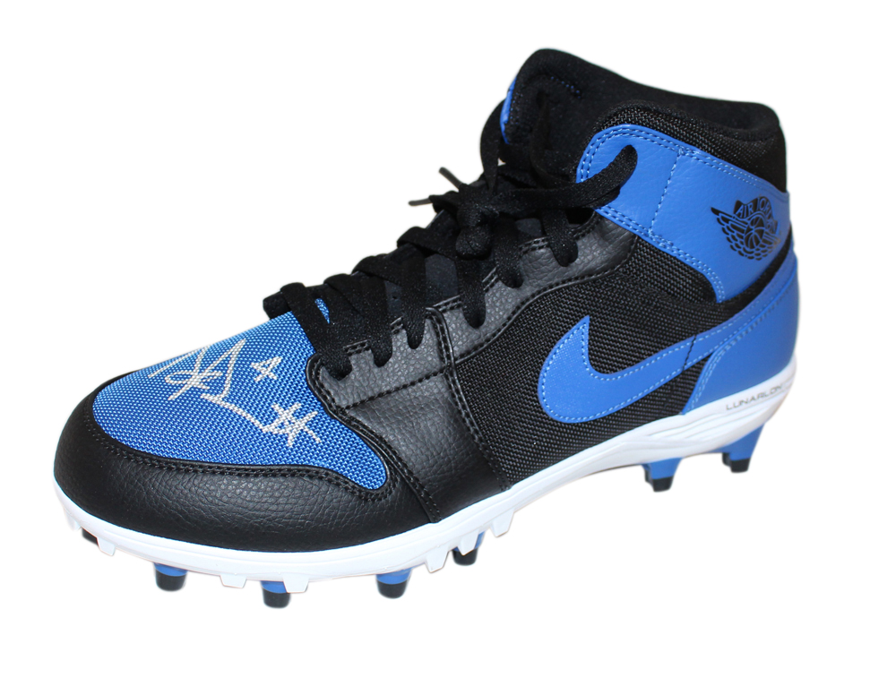 Dak Prescott Autographed 2019 Jordan 1 Mid TD Royal Cleat 10.5 Beckett