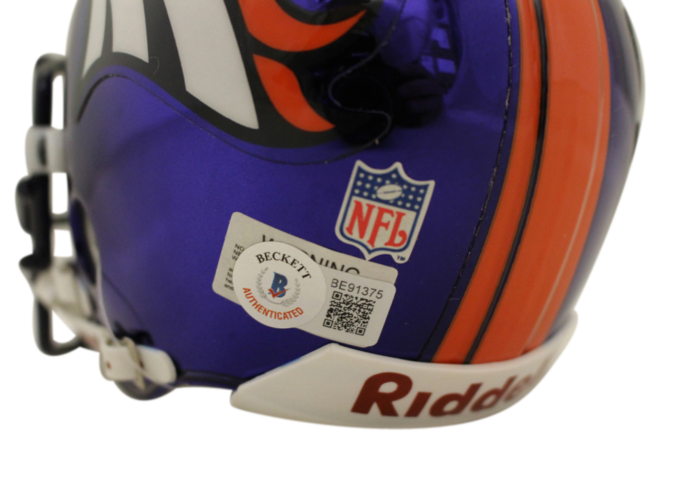 Jeb Putzier Signed Denver Broncos 2000 Chrome Mini Helmet Beckett