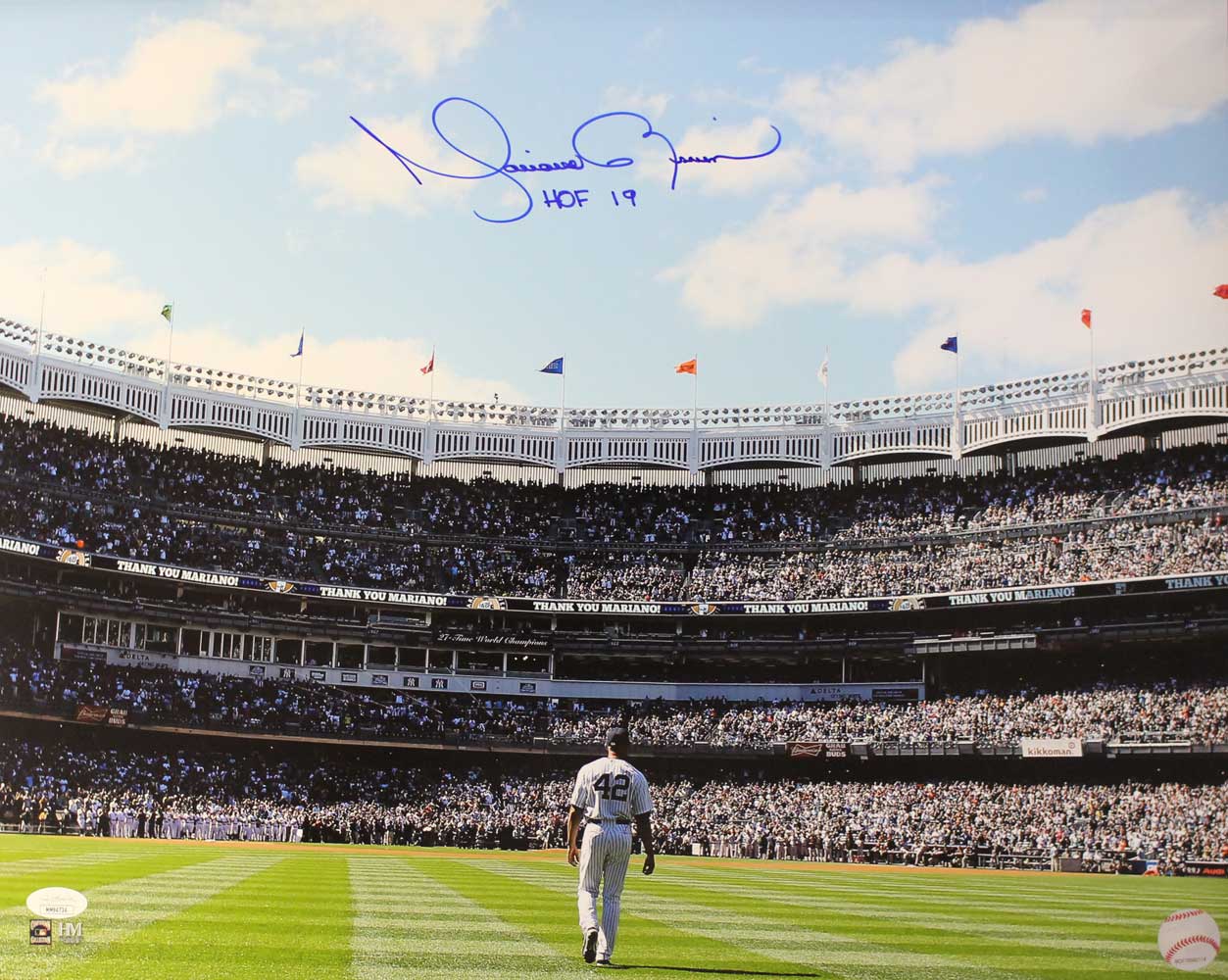 Mariano Rivera Autographed New York Yankees 16x20 Photo HOF JSA 31404