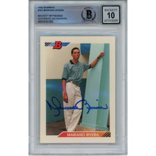 Mariano Rivera Autographed 1982 Bowman #302 10 Auto Slabbed Card Beckett 49328