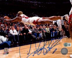 Dennis Rodman Autographed/Signed Chicago Bulls 8x10 Photo Beckett 57416