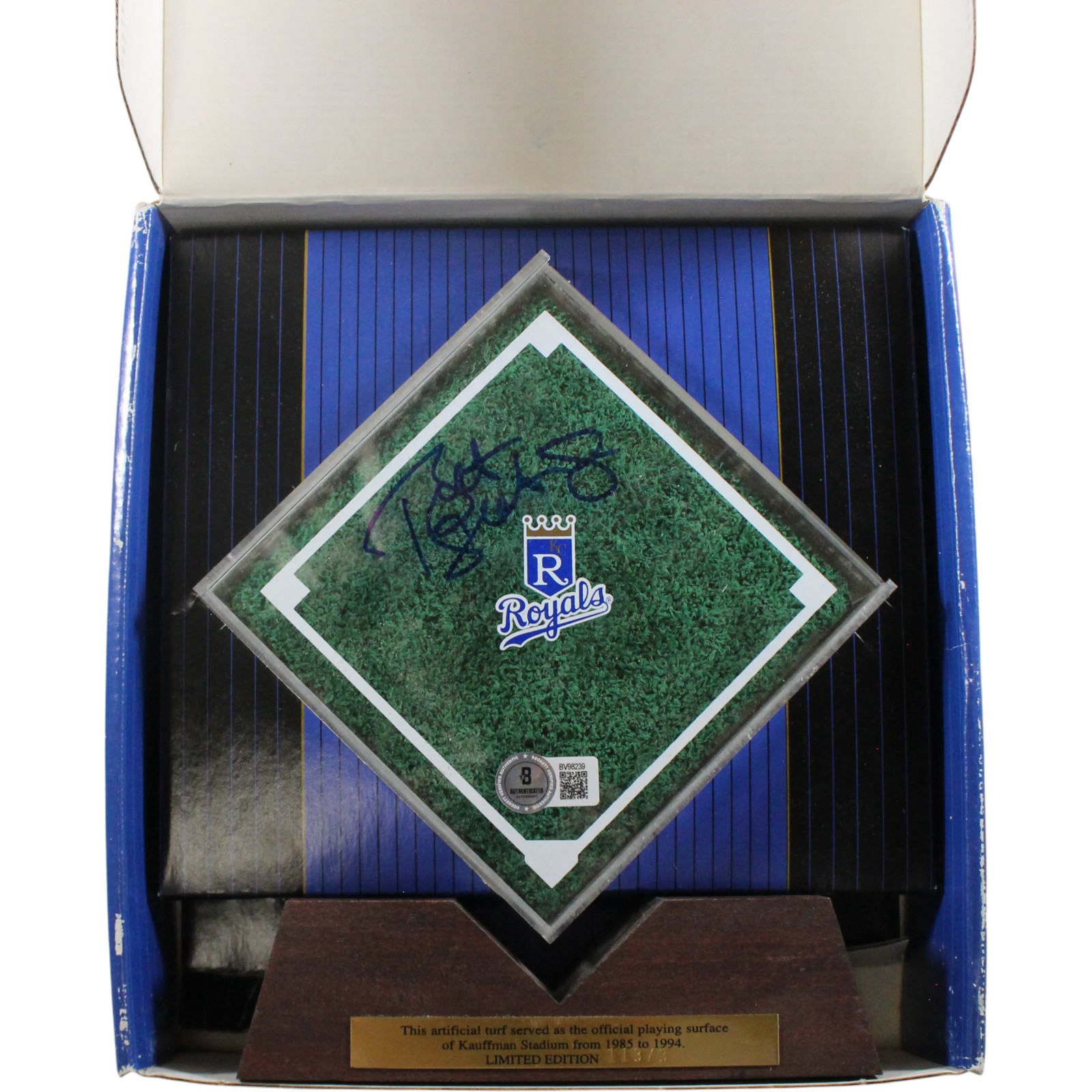 Bret Saberhagen Signed Kansas City Royals Kauffman Stadium Display Beckett 54987 6 Bret Saberhagen Signed Kansas City Royals Kauffman Stadium Display Beckett 54987