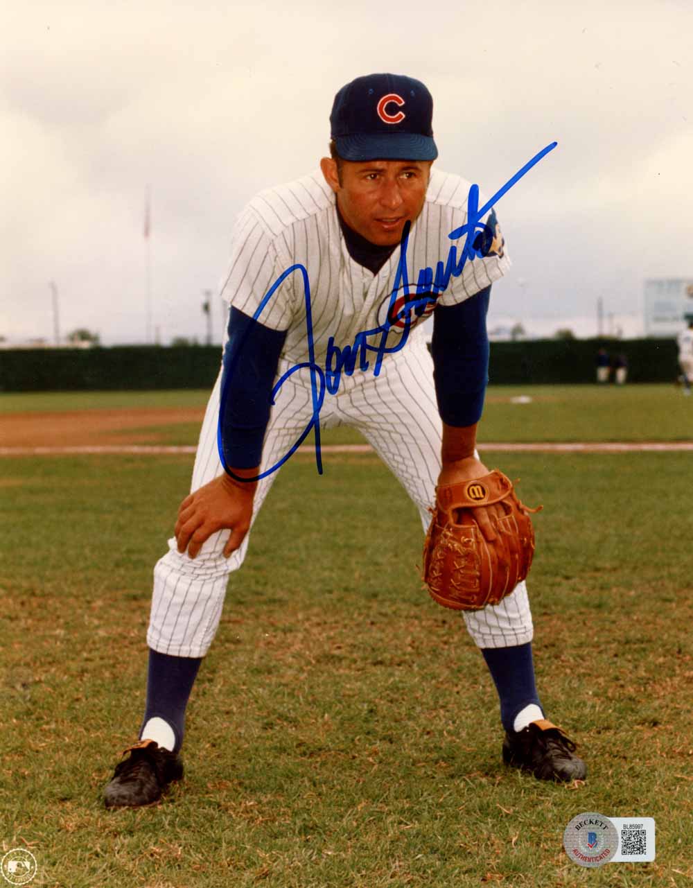 Ron Santo Autographed/Signed Chicago Cubs 8x10 Photo Beckett 51126