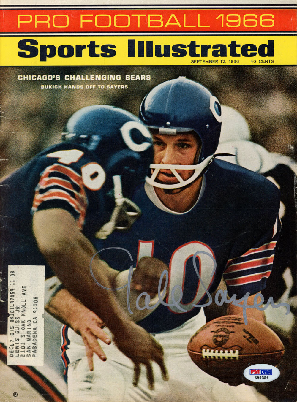 Gale Sayers Autographed Sports Illustrated Magazine 9/12/1966 PSA