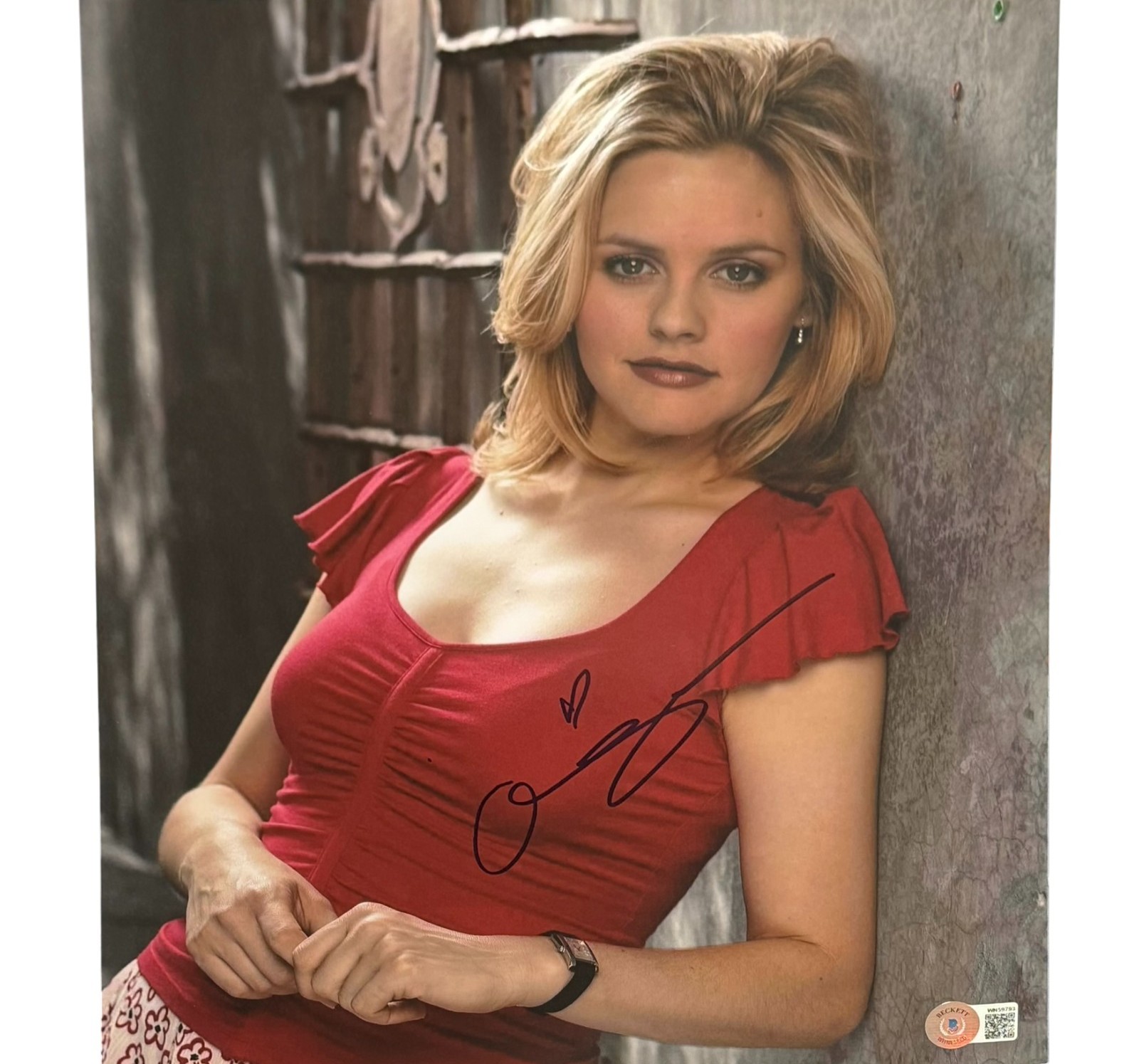 Alicia Silverstone Autographed/Signed 11x14 Photo Beckett 54373