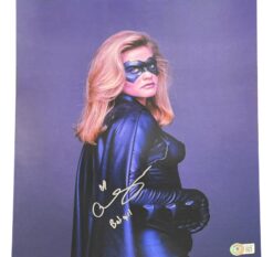 Alicia Silverstone Autographed Batman & Robin 11x14 Photo Batgirl Beckett 54374