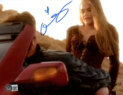 Alicia Silverstone Autographed/Signed Aerosmith 8x10 Photo Beckett 54426