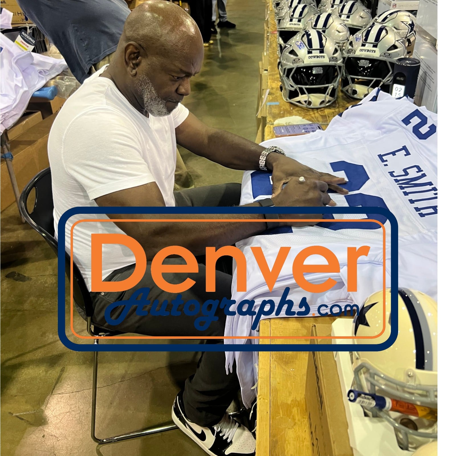 Emmitt Smith Autographed Pro Style Sz XL Jersey White HOF 2010 Beckett WIT 58517 4 Emmitt Smith Autographed Pro Style Sz XL Jersey White HOF 2010 Beckett WIT 58517