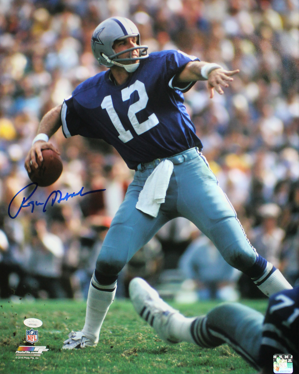 Roger Staubach Autographed/Signed Dallas Cowboys 16×20 Photo JSA 25838