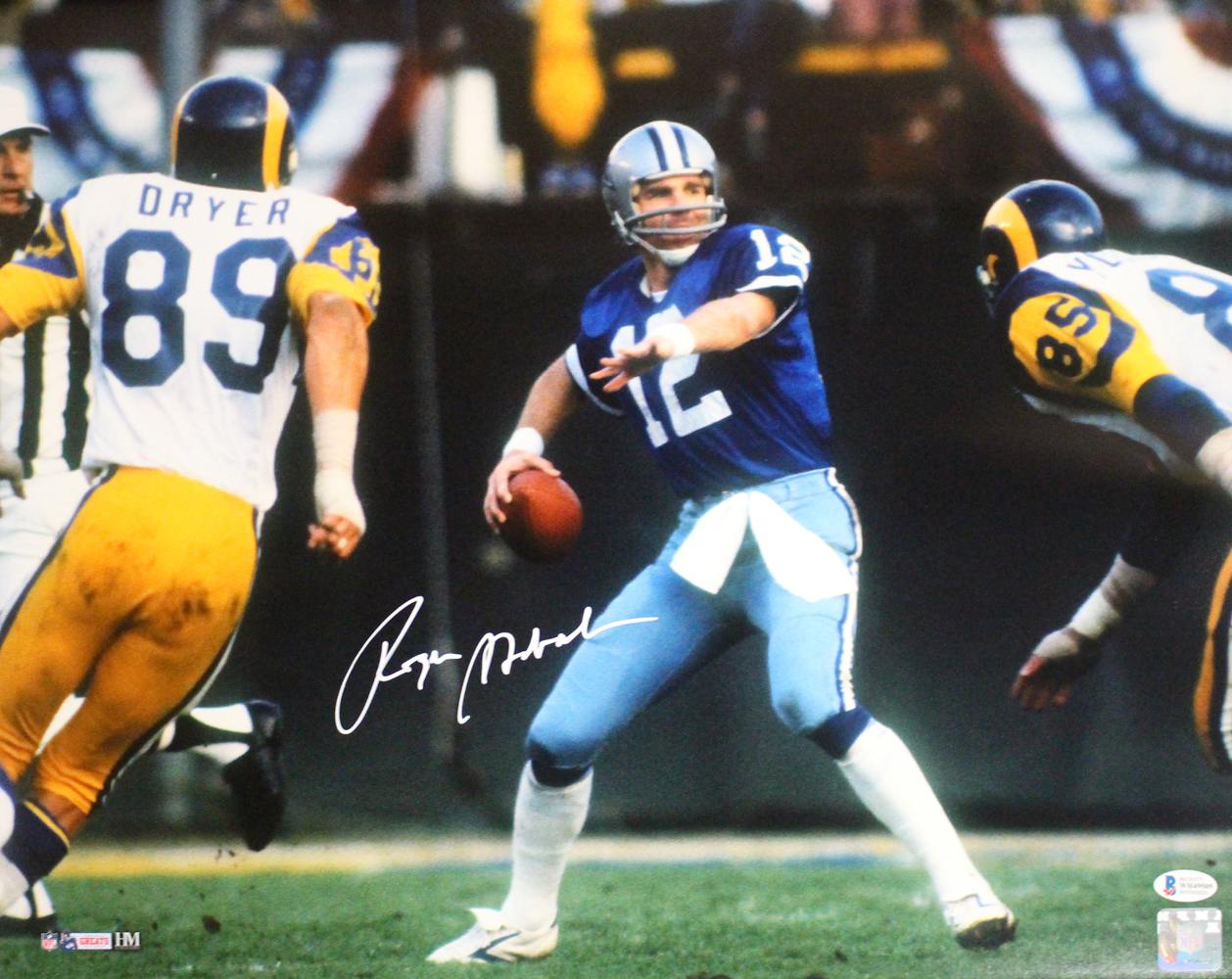 Roger Staubach Autographed/Signed Dallas Cowboys 16x20 Photo BAS