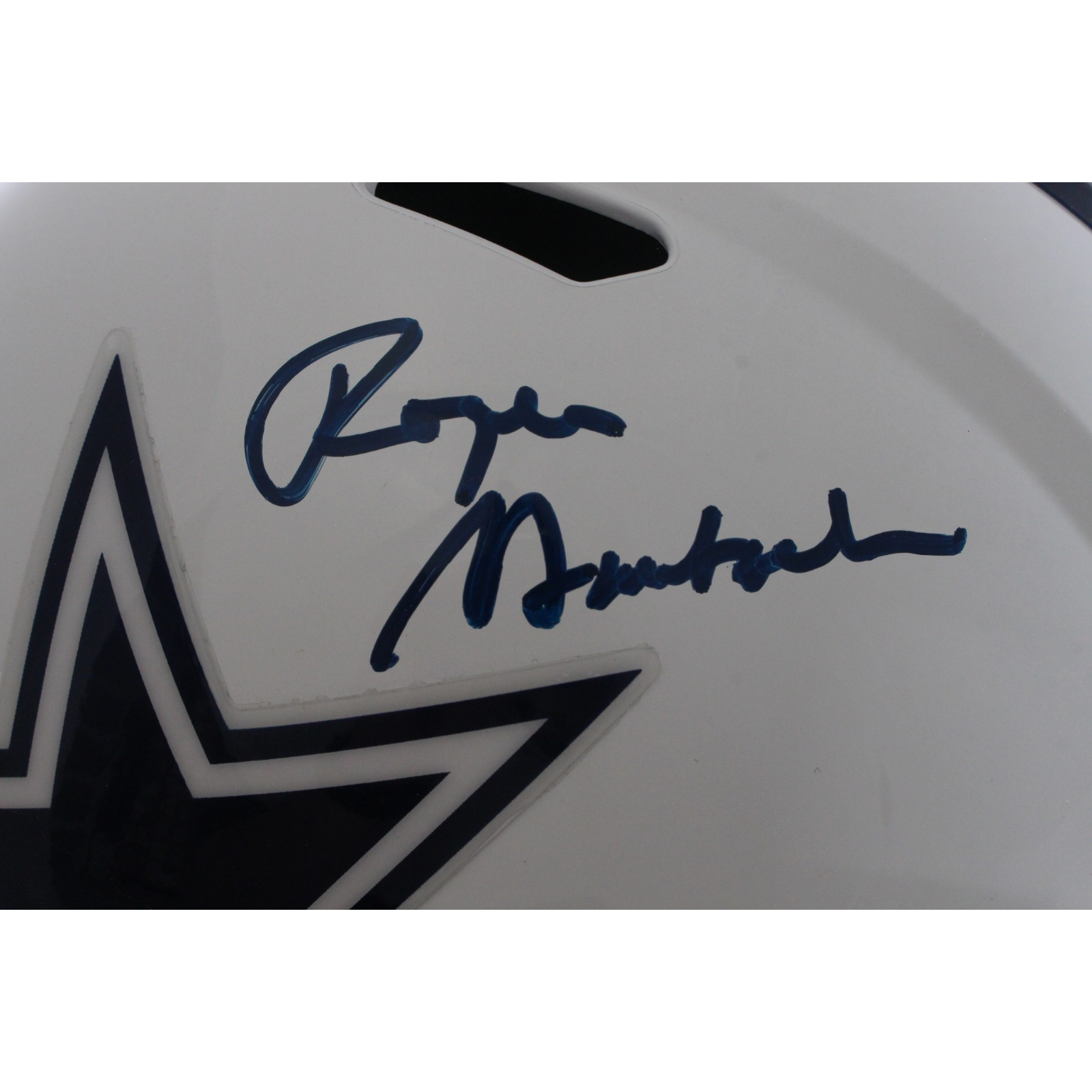 Roger Staubach Autographed/Signed Dallas Cowboys F/S 22 Alt Helmet Beckett 57303 2 Roger Staubach Autographed/Signed Dallas Cowboys F/S 22 Alt Helmet Beckett 57303