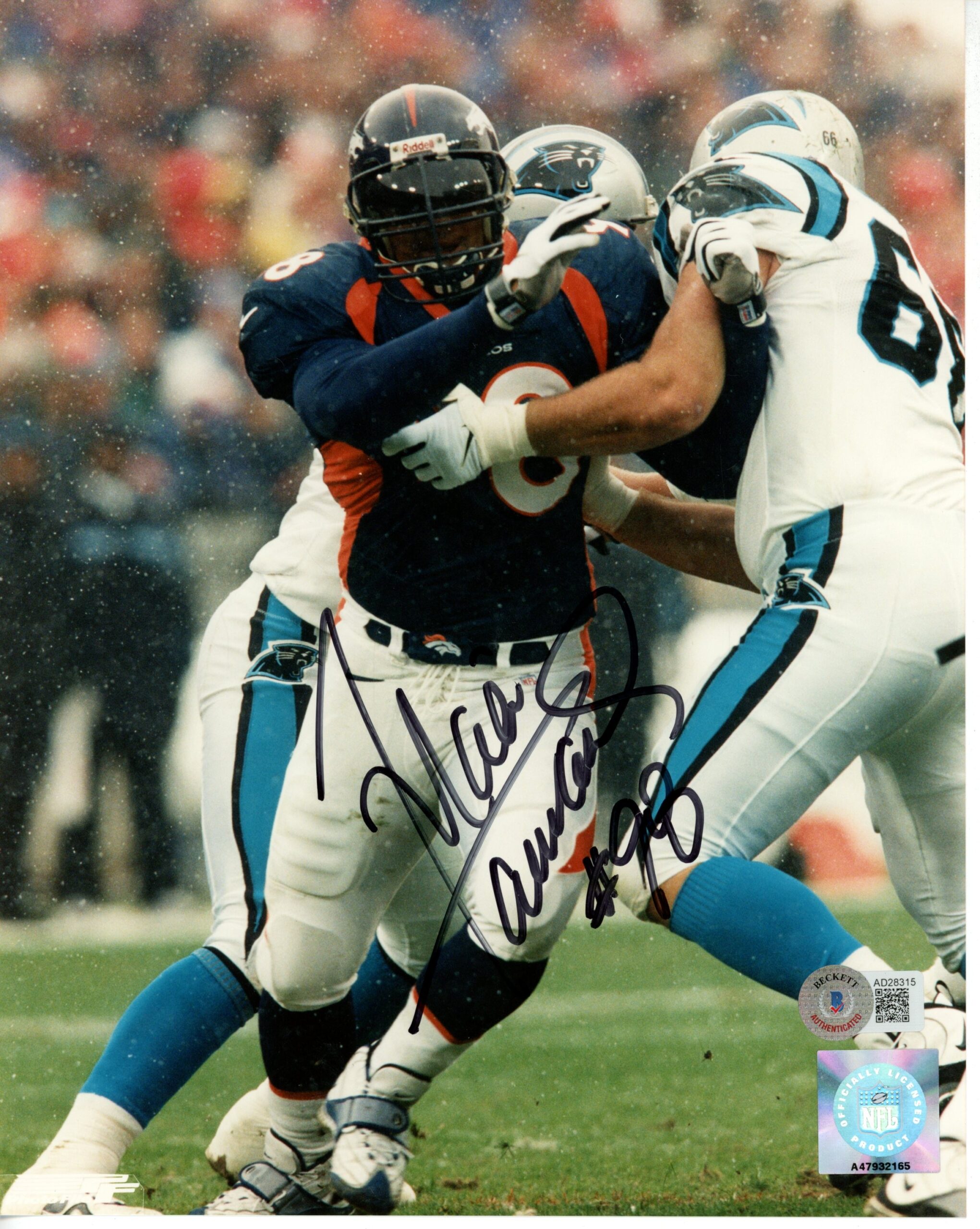 Maa Tanuvasa Autographed/Signed Denver Broncos 8x10 Photo Beckett 55870