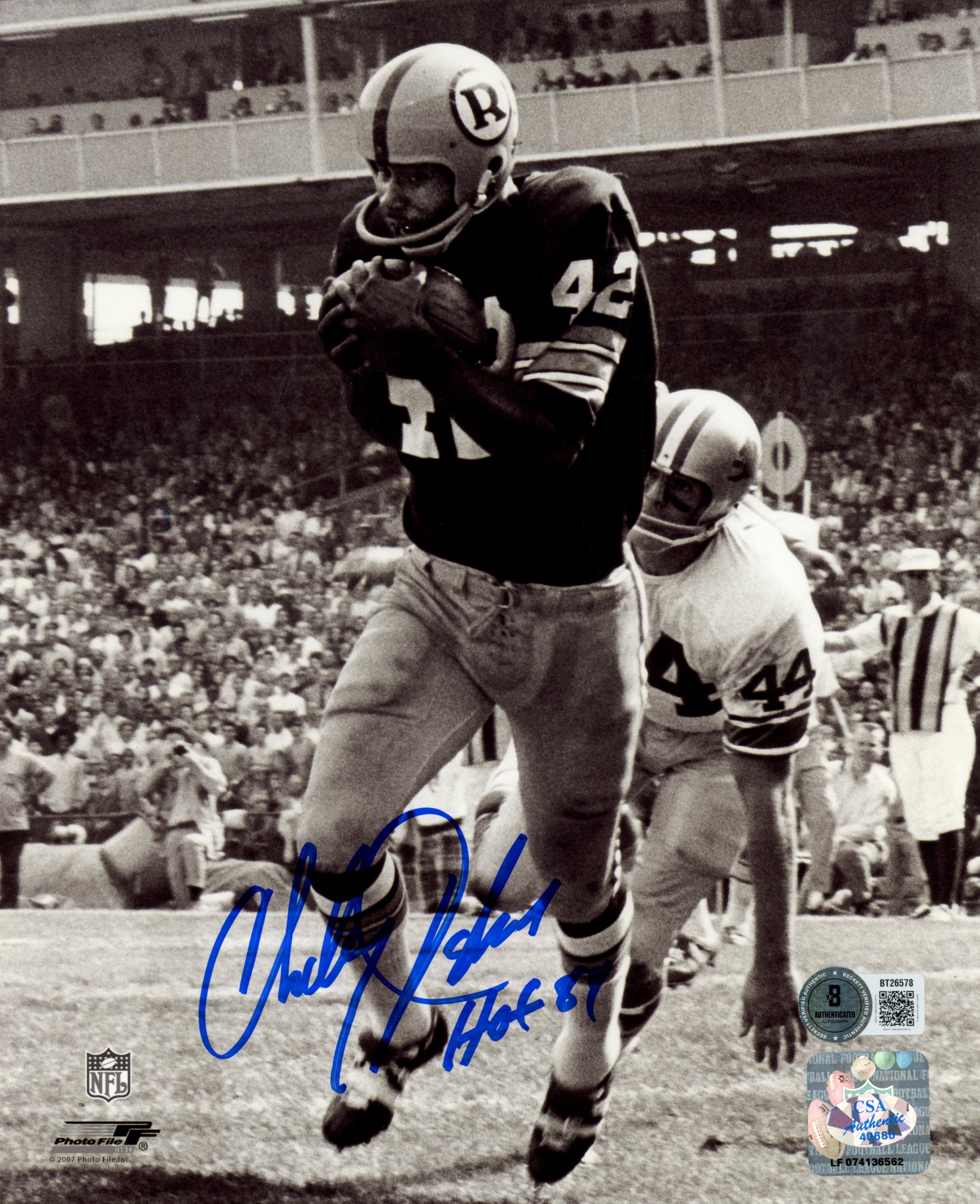 Charley Taylor Autographed Washington Redskins 8x10 Photo HOF Beckett 56772