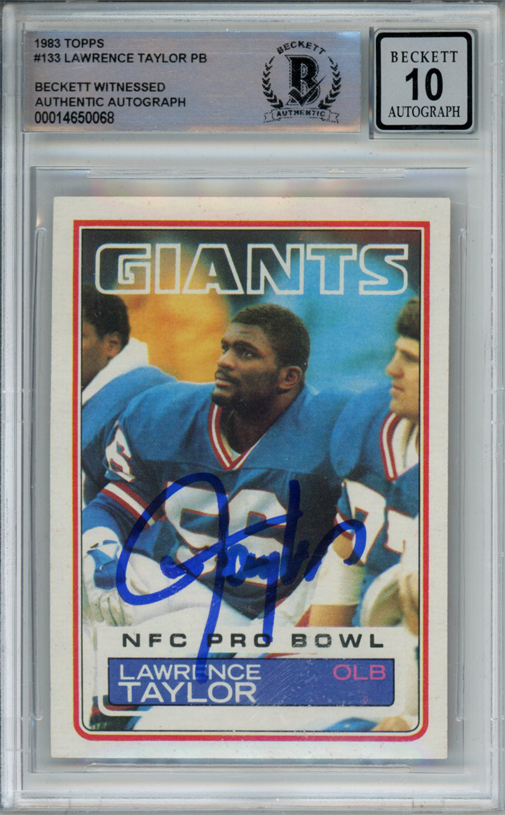 Lawrence Taylor Signed 1983 Topps #133 Trading Card Beckett Slab