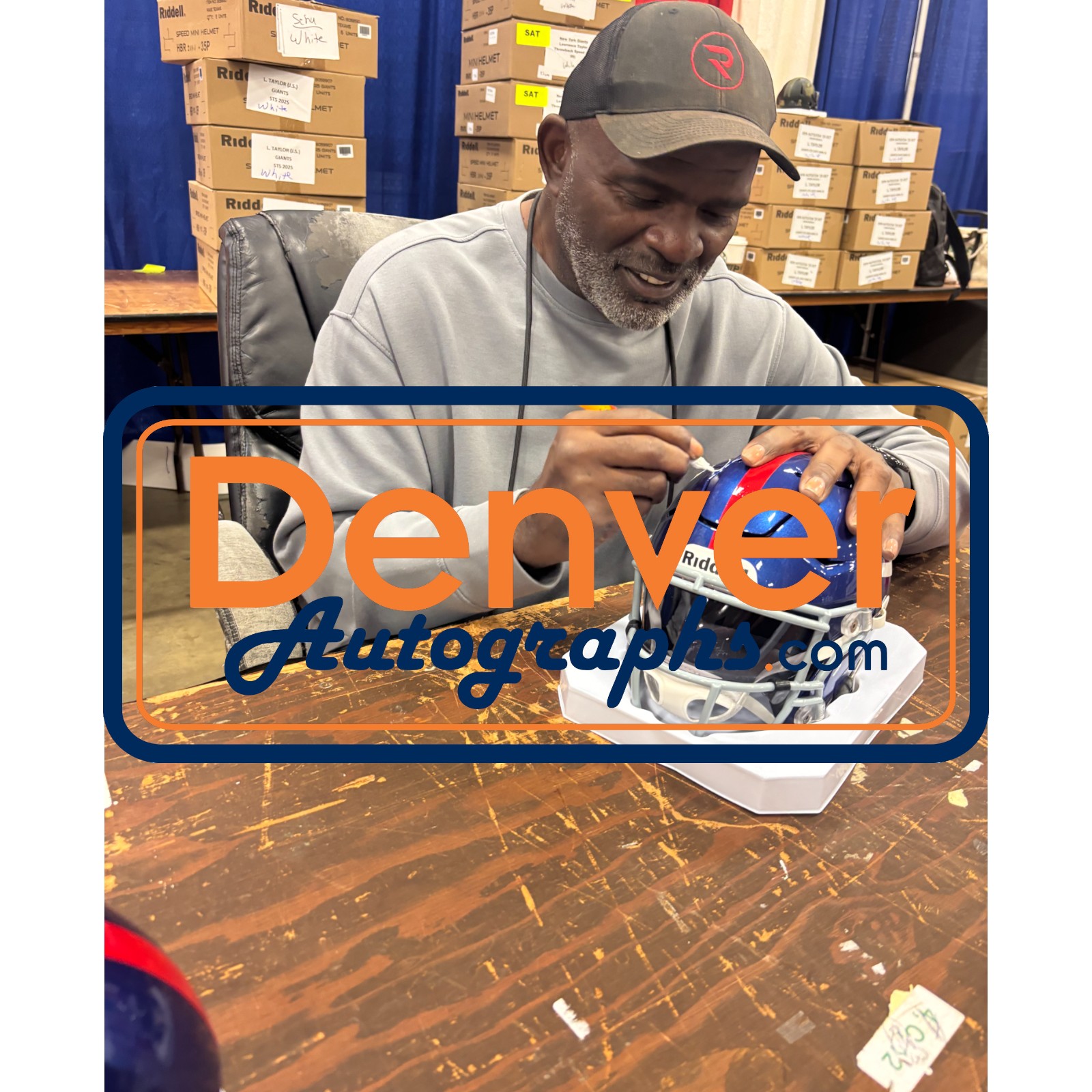 Lawrence Taylor Autographed New York Giants Mid-Size Midi Helmet Beckett 54051 6 Lawrence Taylor Autographed New York Giants Mid-Size Midi Helmet Beckett 54051