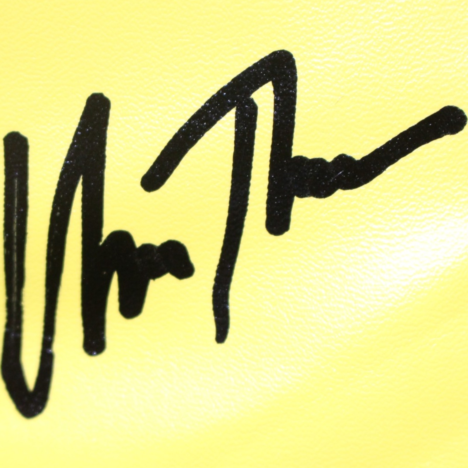 Uma Thurman Autographed Kill Bill Yellow Leather Jackets & Pants Beckett 56559 6 Uma Thurman Autographed Kill Bill Yellow Leather Jackets & Pants Beckett 56559