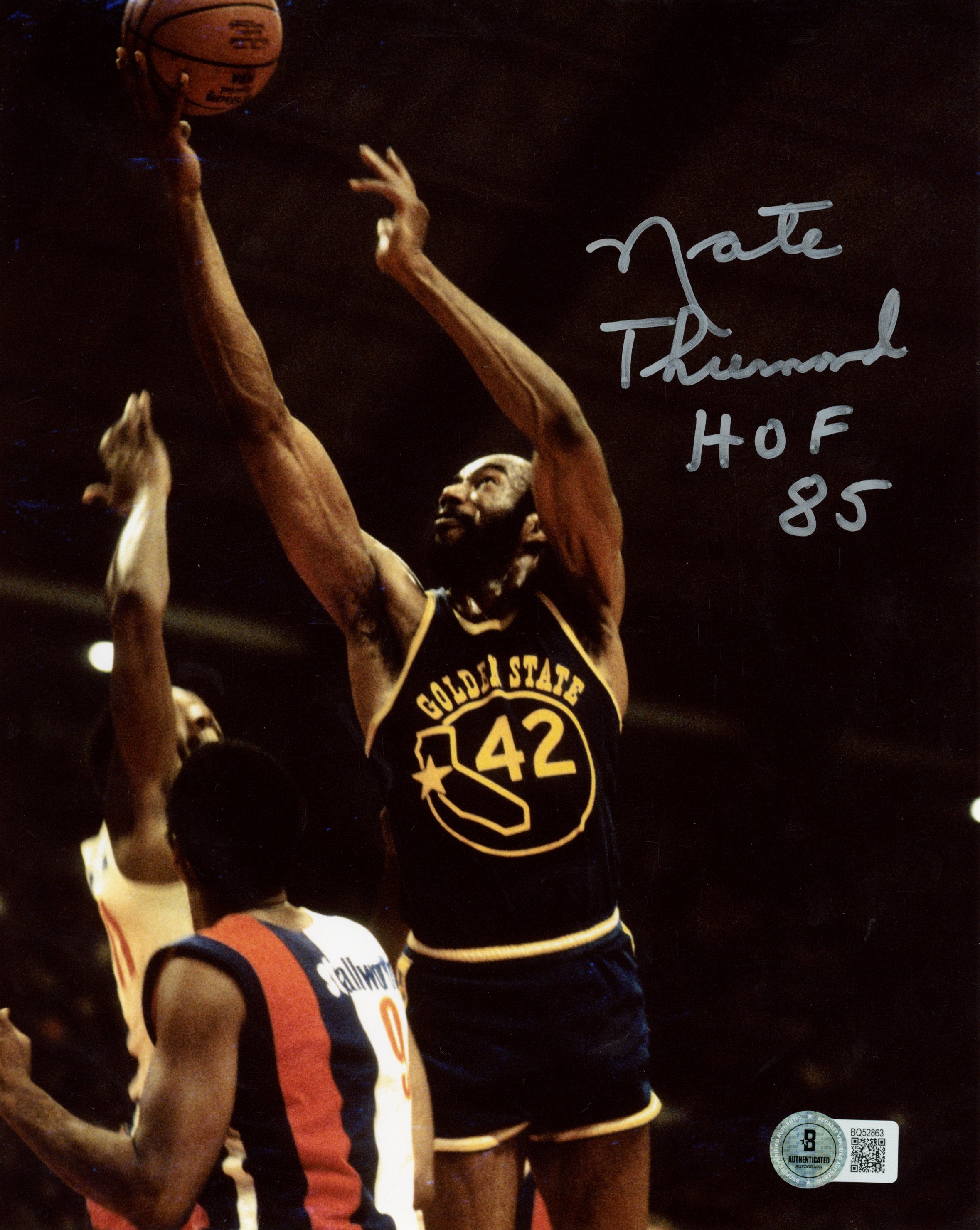 Nate Thurmond Autographed Golden State Warriors 8x10 Photo HOF Beckett 57417