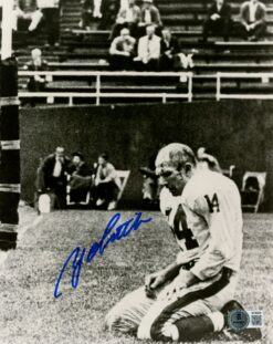 YA Tittle Autographed New York Giants 8x10 Photo B&W Beckett 56786