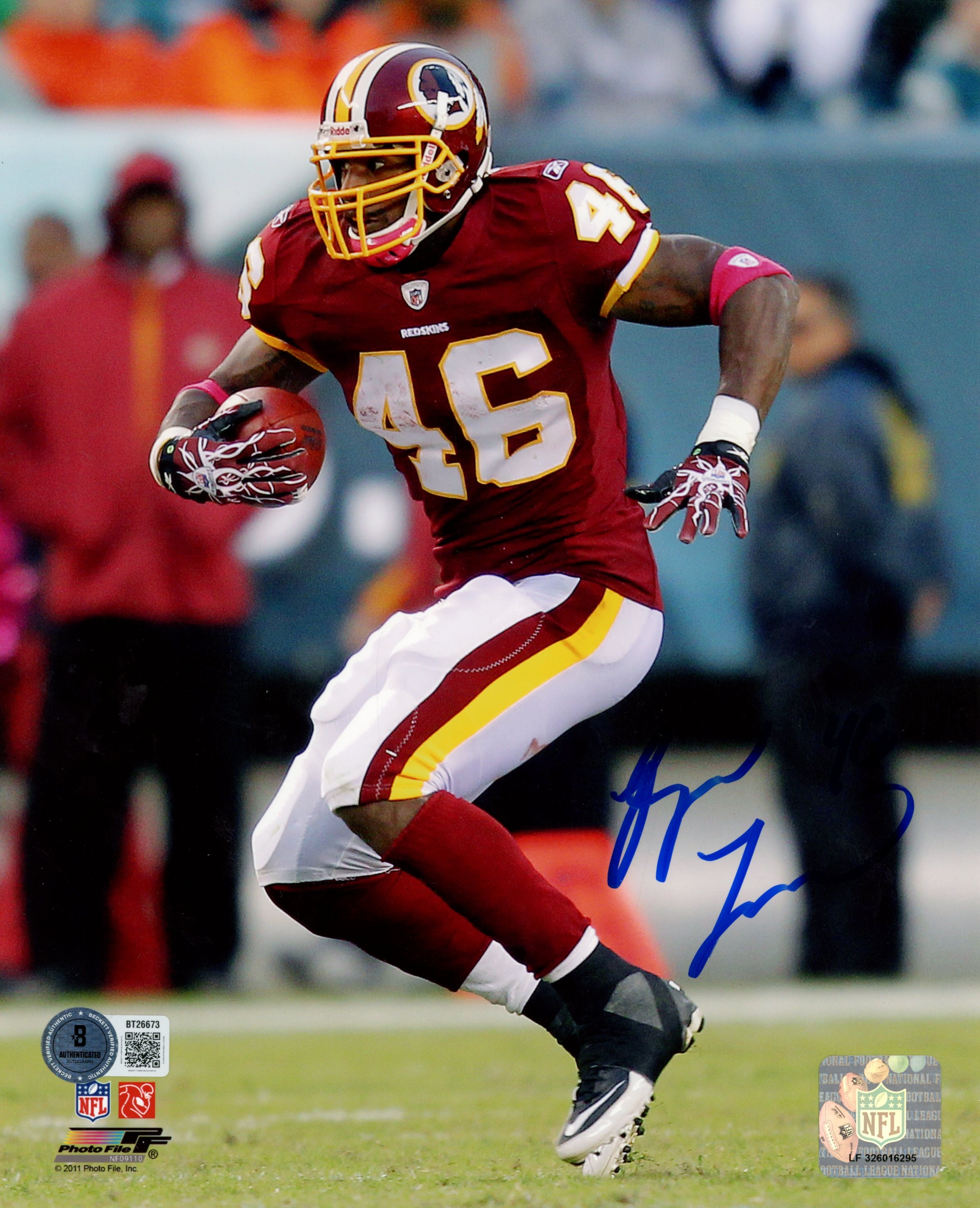 Ryan Torain Autographed Washington Redskins 8x10 Photo Red Beckett 56666