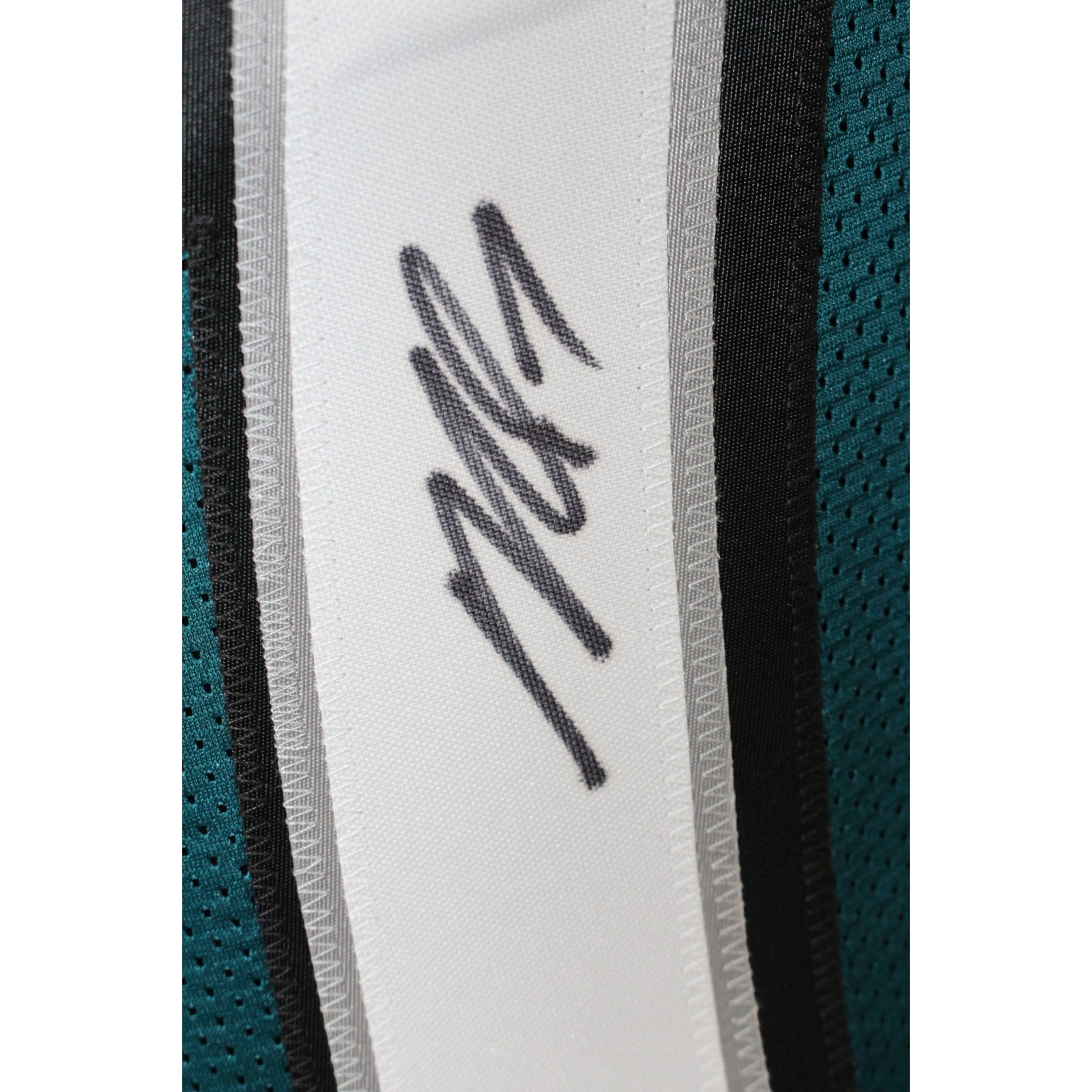 Michael Vick Autographed/Signed Pro Style Size XL Green Jersey Beckett 57031 2 Michael Vick Autographed/Signed Pro Style Size XL Green Jersey Beckett 57031