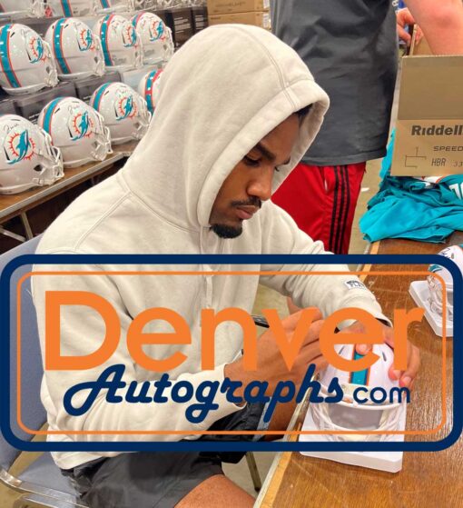 Jaylon Waddle Autographed Miami Dolphins Mini Helmet BAS