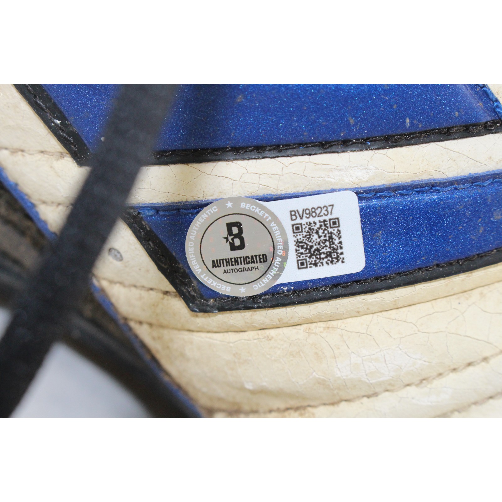 Chris Warren Signed Dallas Cowboys Game Used Sz 13 Adidas Cleats Beckett 54988 7 Chris Warren Signed Dallas Cowboys Game Used Sz 13 Adidas Cleats Beckett 54988