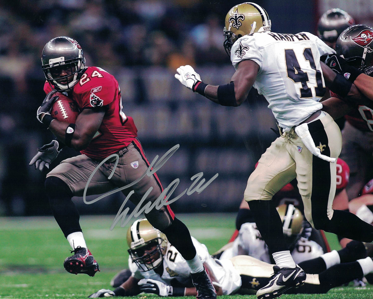 Cadillac Williams Autographed/Signed Tampa Bay Buccaneers 8x10 Photo 30212