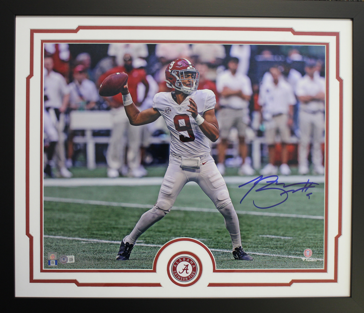 Bryce Young Autographed Alabama Crimson Tide Framed 16x20 Photo BAS