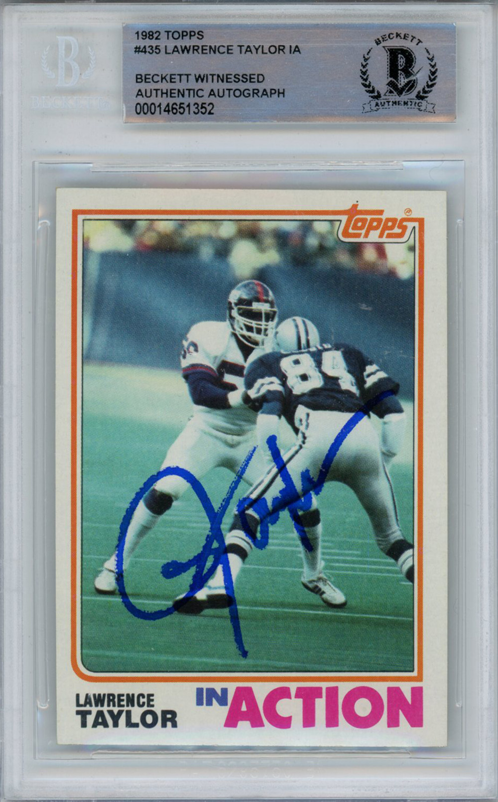 Lawrence Taylor Autographed 1982 Topps #435 Rookie Card Beckett Slab